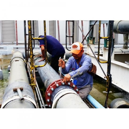งานเดินท่อโรงงาน ชาร์เตอร์ (ประเทศไทย) - ติดตั้งท่อ ABS สำหรับระบบน้ำเย็น